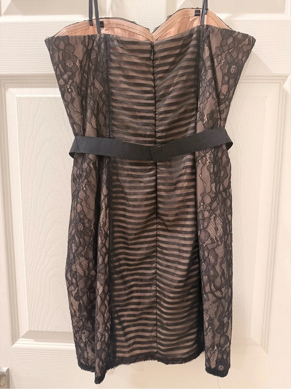 BCBGMaxAzria Black Sheer Lace Strapless Bandeau - Picture 2 of 5